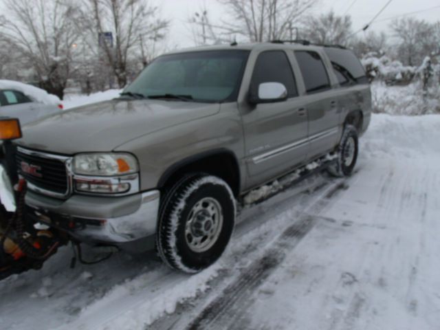 2002 GMC Yukon XL Carrera Coupe