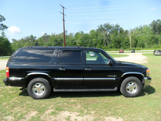 2002 GMC Yukon XL C350 4dr Sdn 3.5L Sport RWD Sedan