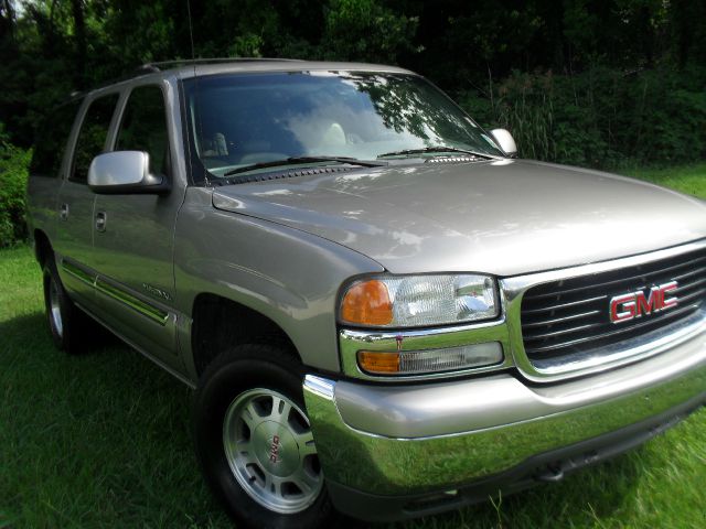 2002 GMC Yukon XL C350 4dr Sdn 3.5L Sport RWD Sedan