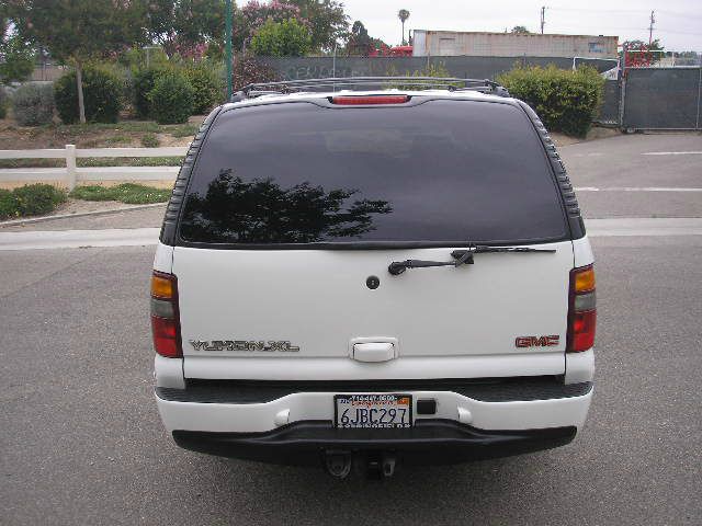 2002 GMC Yukon XL EX Sedan 4D