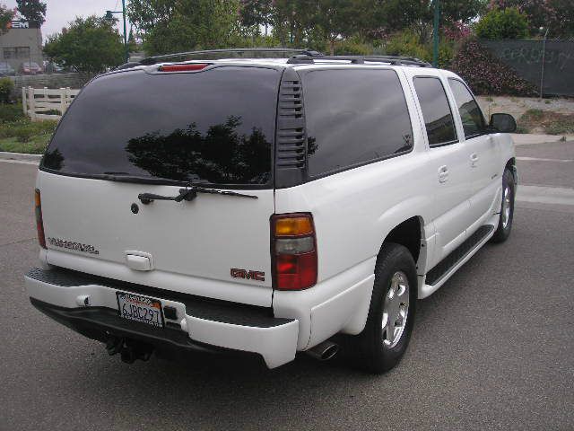 2002 GMC Yukon XL EX Sedan 4D