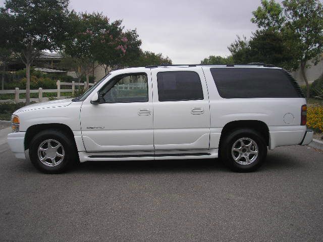 2002 GMC Yukon XL EX Sedan 4D