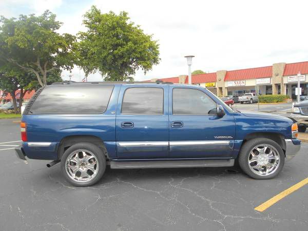 2002 GMC Yukon XL C350 4dr Sdn 3.5L Sport RWD Sedan