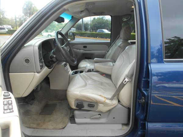 2002 GMC Yukon XL C350 4dr Sdn 3.5L Sport RWD Sedan