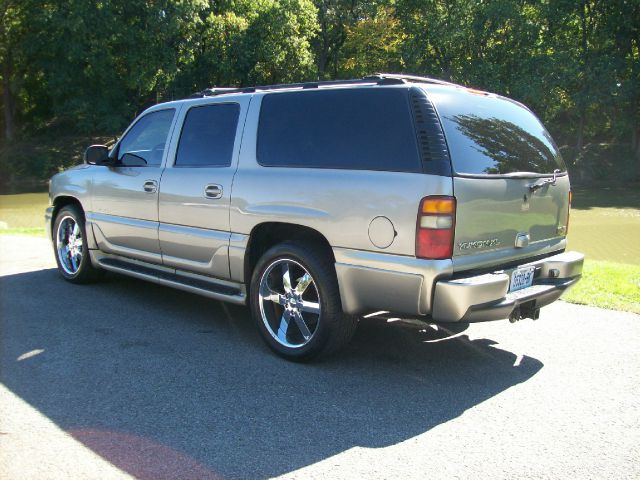 2002 GMC Yukon XL Sport 4WD