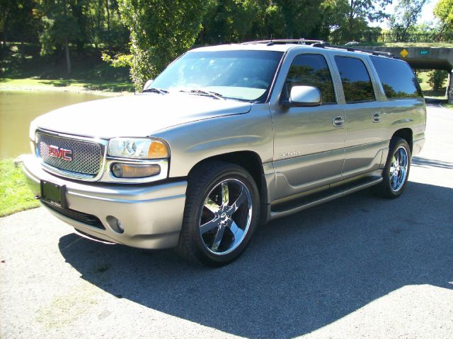 2002 GMC Yukon XL Sport 4WD