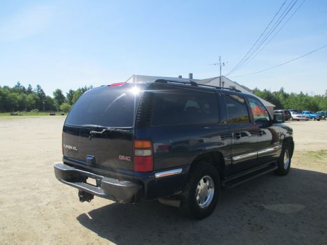 2002 GMC Yukon XL C350 4dr Sdn 3.5L Sport RWD Sedan