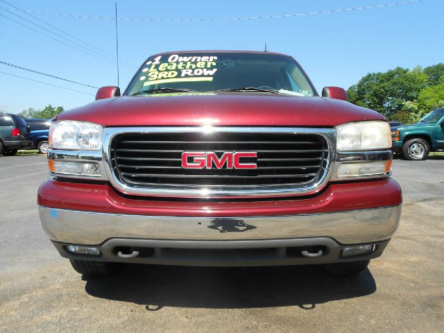 2002 GMC Yukon XL C350 4dr Sdn 3.5L Sport RWD Sedan