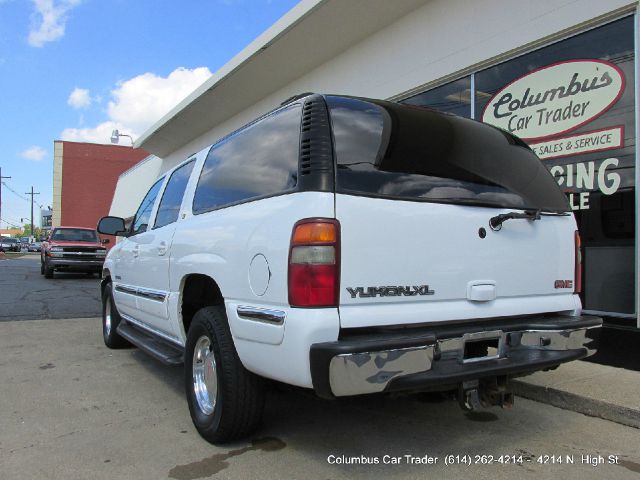 2002 GMC Yukon XL C350 4dr Sdn 3.5L Sport RWD Sedan