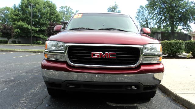 2002 GMC Yukon XL C350 4dr Sdn 3.5L Sport RWD Sedan