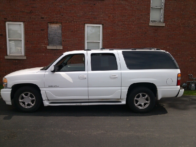 2002 GMC Yukon XL Sport 4WD