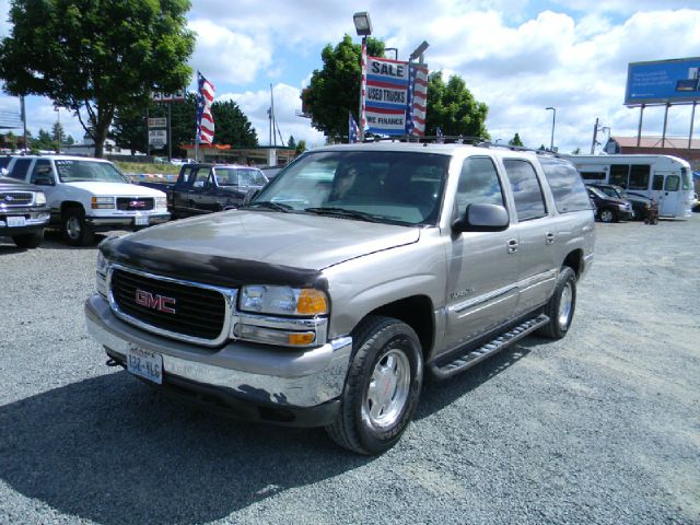 2002 GMC Yukon XL C350 4dr Sdn 3.5L Sport RWD Sedan