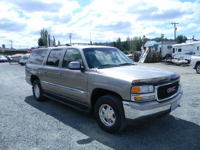 2002 GMC Yukon XL C350 4dr Sdn 3.5L Sport RWD Sedan