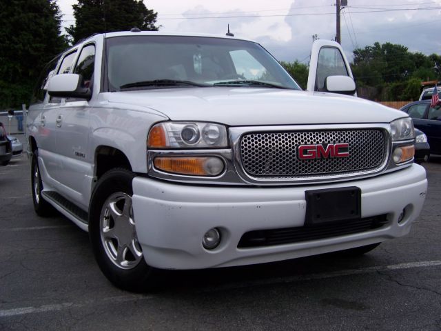 2003 GMC Yukon XL Sport 4WD