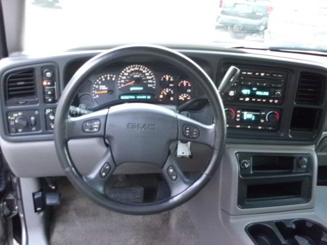 2003 GMC Yukon XL 45