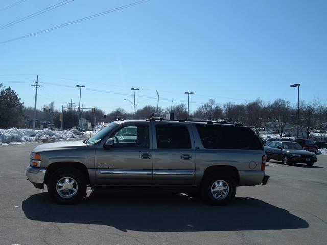 2003 GMC Yukon XL LS 15