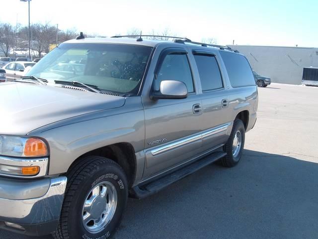 2003 GMC Yukon XL LS 15