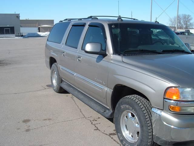 2003 GMC Yukon XL LS 15