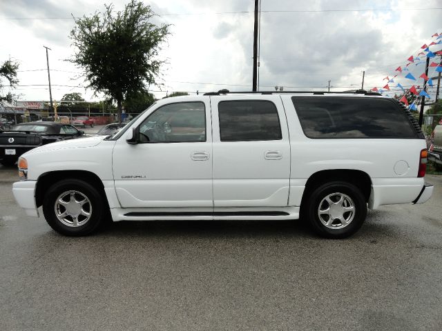 2003 GMC Yukon XL Sport 4WD