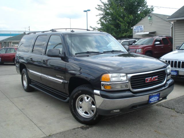 2003 GMC Yukon XL C350 4dr Sdn 3.5L Sport RWD Sedan