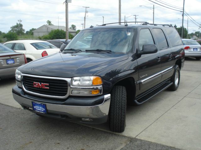 2003 GMC Yukon XL C350 4dr Sdn 3.5L Sport RWD Sedan