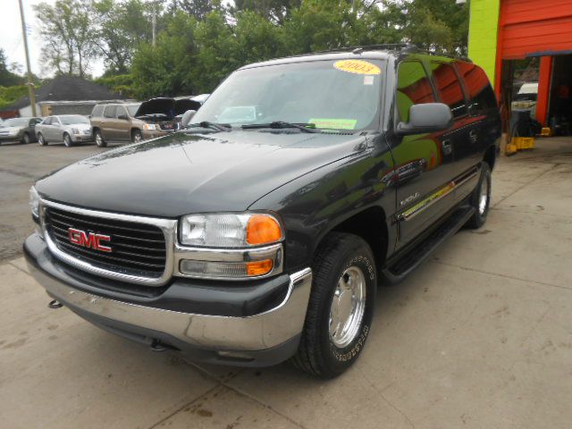 2003 GMC Yukon XL C350 4dr Sdn 3.5L Sport RWD Sedan