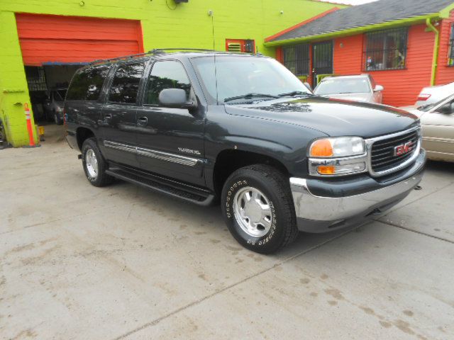 2003 GMC Yukon XL C350 4dr Sdn 3.5L Sport RWD Sedan