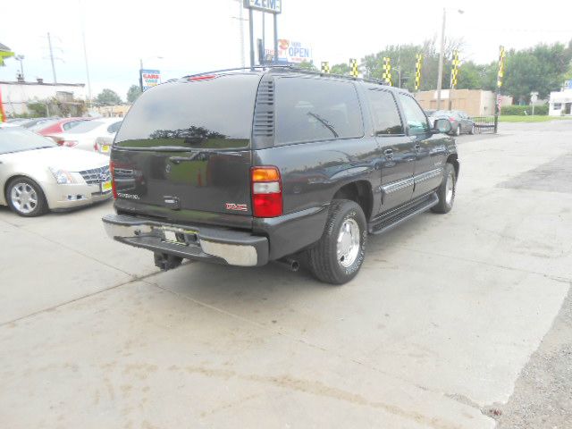 2003 GMC Yukon XL C350 4dr Sdn 3.5L Sport RWD Sedan