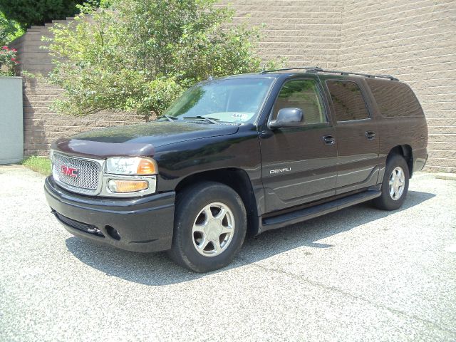 2003 GMC Yukon XL Sport 4WD