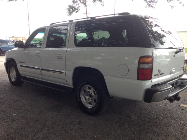 2003 GMC Yukon XL C350 4dr Sdn 3.5L Sport RWD Sedan