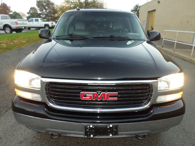 2003 GMC Yukon XL C350 4dr Sdn 3.5L Sport RWD Sedan