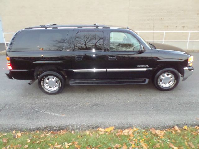 2003 GMC Yukon XL C350 4dr Sdn 3.5L Sport RWD Sedan