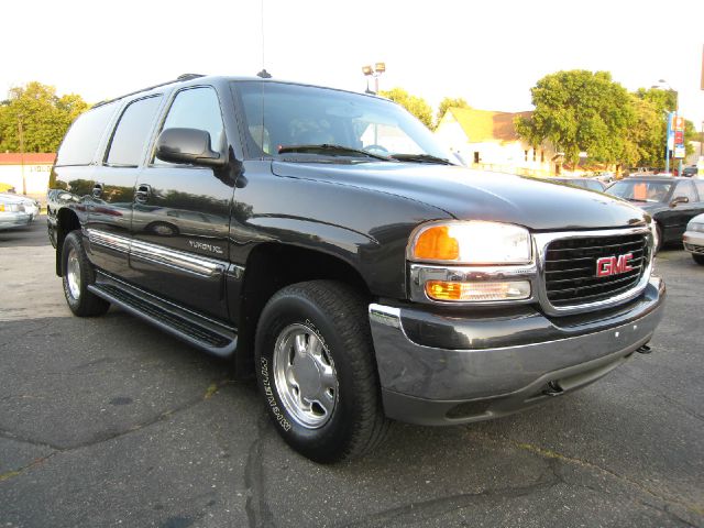 2003 GMC Yukon XL C350 4dr Sdn 3.5L Sport RWD Sedan