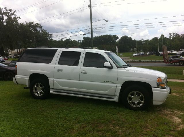 2003 GMC Yukon XL Sport 4WD