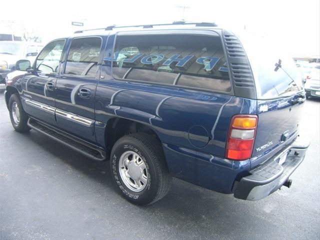 2003 GMC Yukon XL SLT