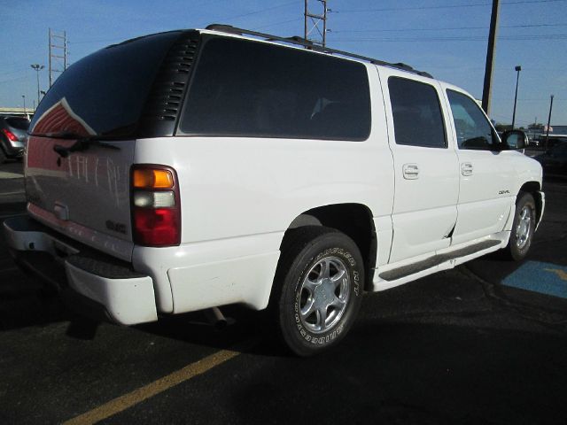 2003 GMC Yukon XL Sport 4WD