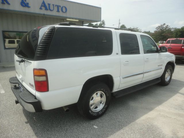 2003 GMC Yukon XL C350 4dr Sdn 3.5L Sport RWD Sedan