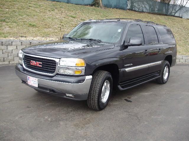 2003 GMC Yukon XL C350 4dr Sdn 3.5L Sport RWD Sedan