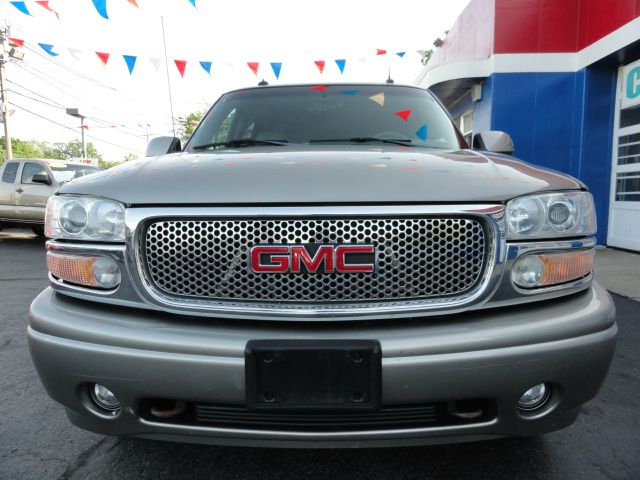 2003 GMC Yukon XL SLE 4WD 15