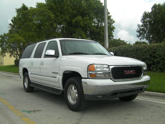 2003 GMC Yukon XL C350 4dr Sdn 3.5L Sport RWD Sedan