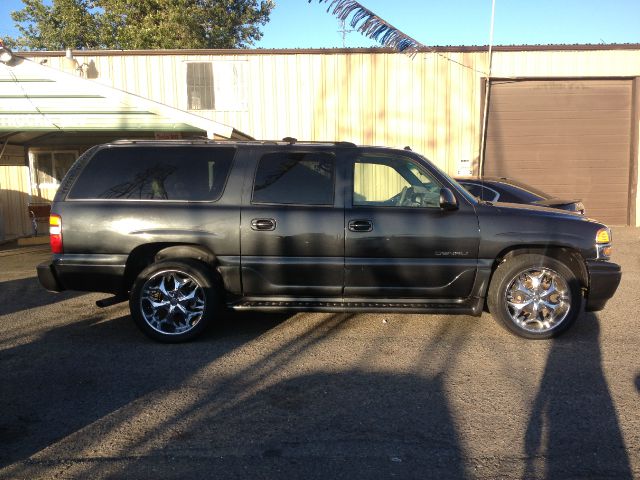 2003 GMC Yukon XL Sport 4WD