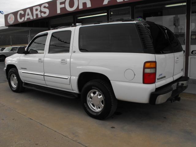 2003 GMC Yukon XL 2.3cl W/premium PKG