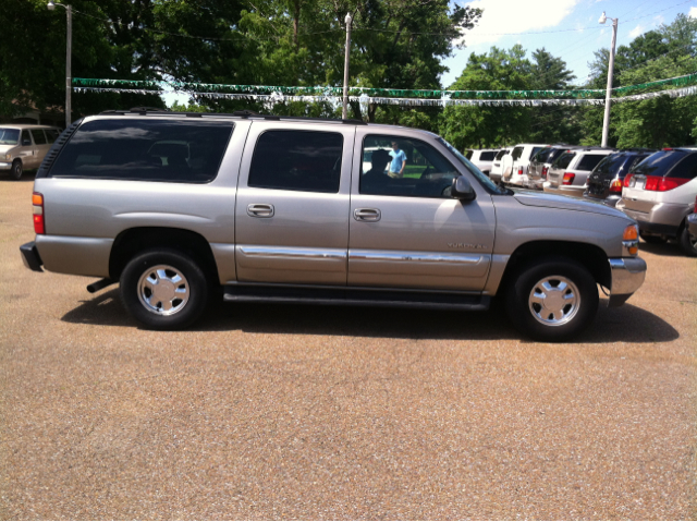 2003 GMC Yukon XL C350 4dr Sdn 3.5L Sport RWD Sedan