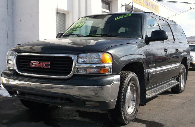 2003 GMC Yukon XL C350 4dr Sdn 3.5L Sport RWD Sedan