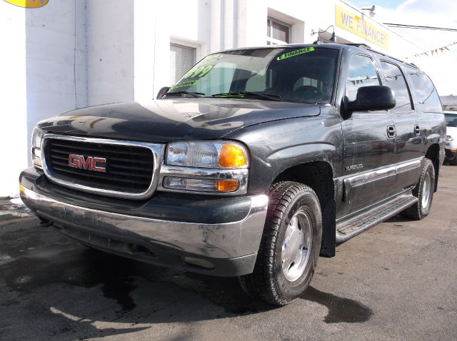 2003 GMC Yukon XL C350 4dr Sdn 3.5L Sport RWD Sedan