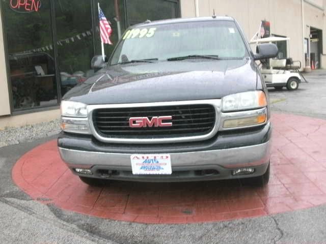 2003 GMC Yukon XL C350 4dr Sdn 3.5L Sport RWD Sedan