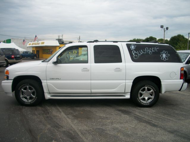 2003 GMC Yukon XL Sport 4WD