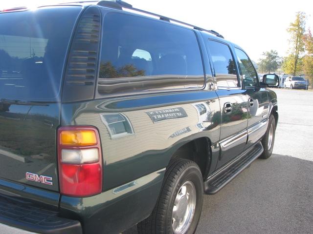 2003 GMC Yukon XL SLT