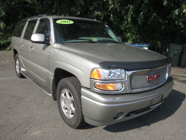 2003 GMC Yukon XL Sport 4WD