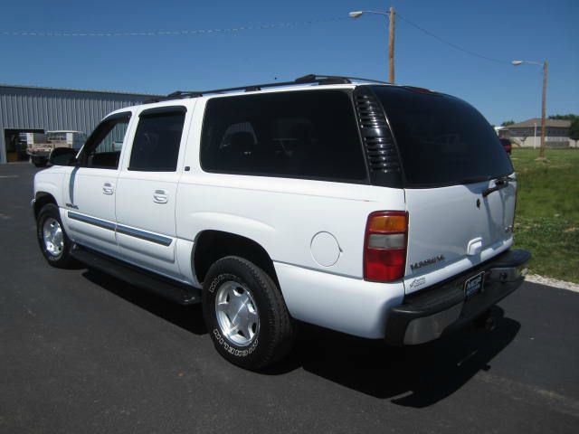 2003 GMC Yukon XL SLT